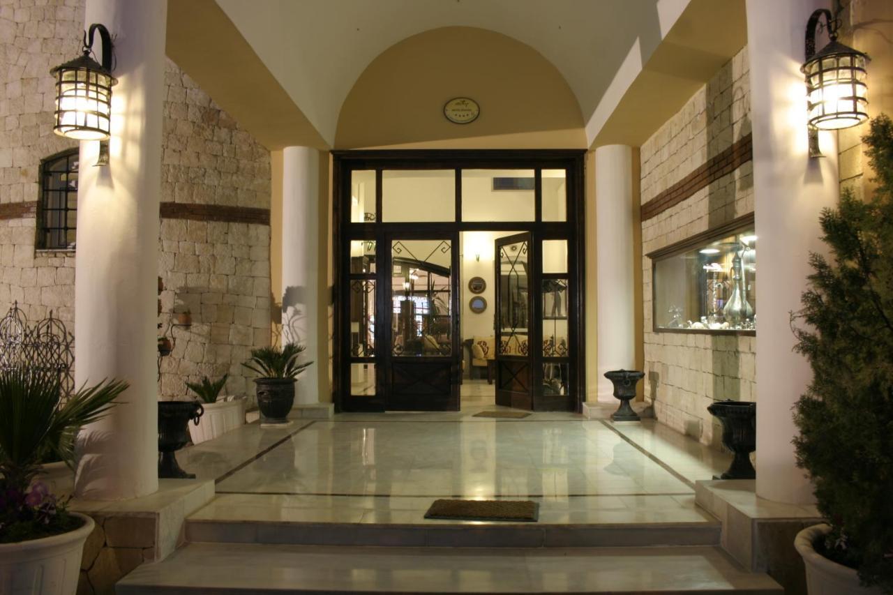 Hotel Sinatra ケメル エクステリア 写真